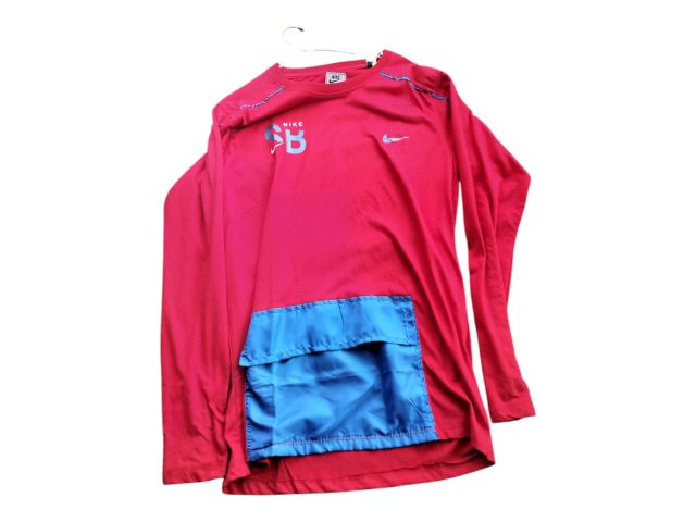 Men Sports Long Sleeve T-Shirt with Front Pocket – Stylish Casual & Gym Wear